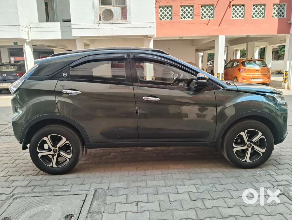 Tata Nexon Amt Xza Plus, 2023, Petrol