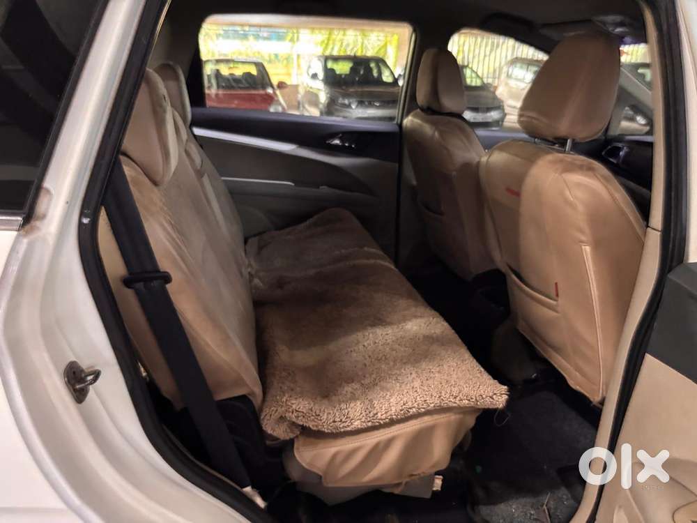Mahindra Marazzo M6 8str, 2018, Diesel