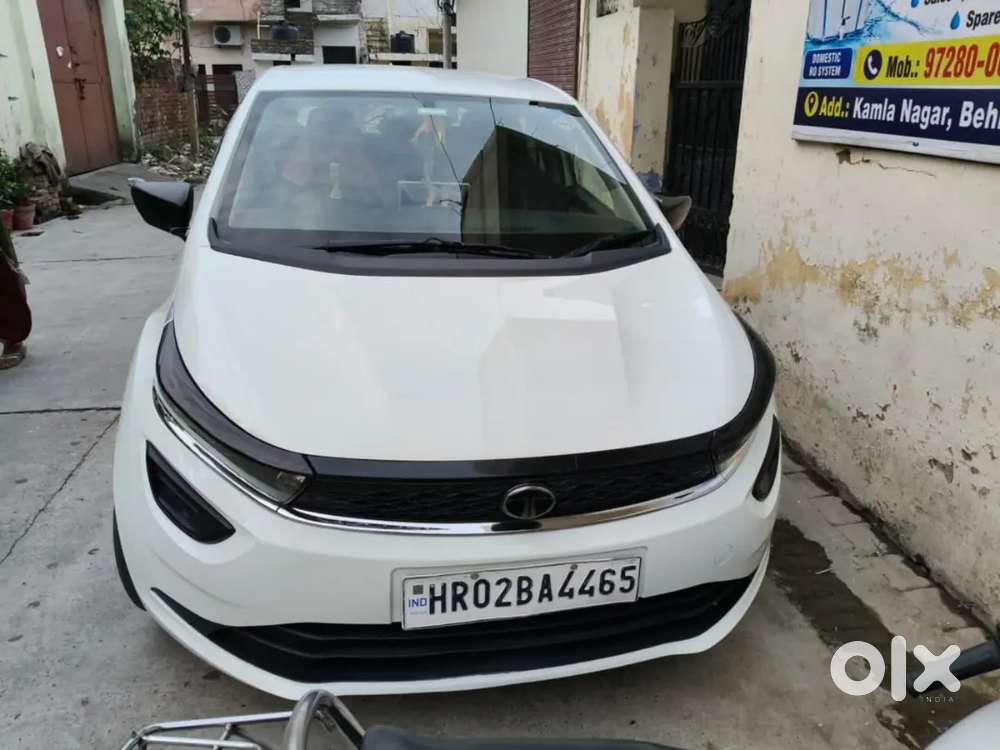 Tata Altroz Xe Cng 2024