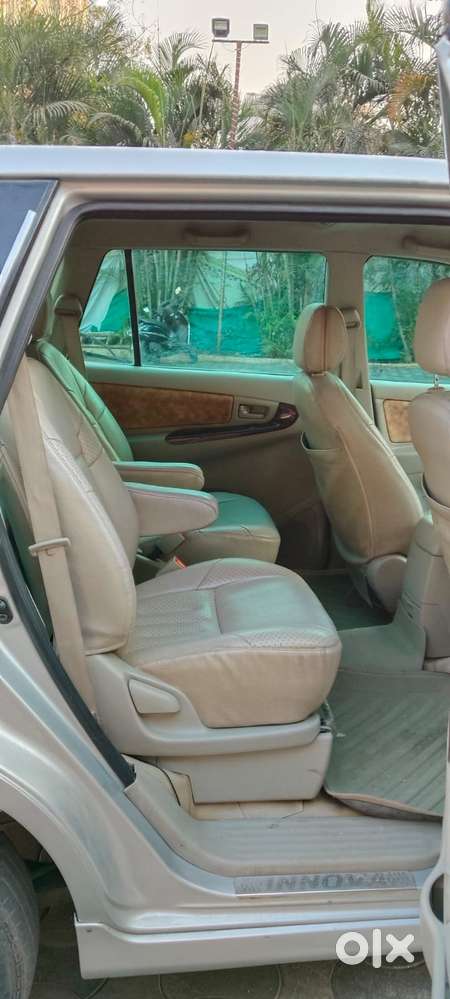 Toyota Innova 2.5 G (diesel) 7 Seater, 2014, Diesel