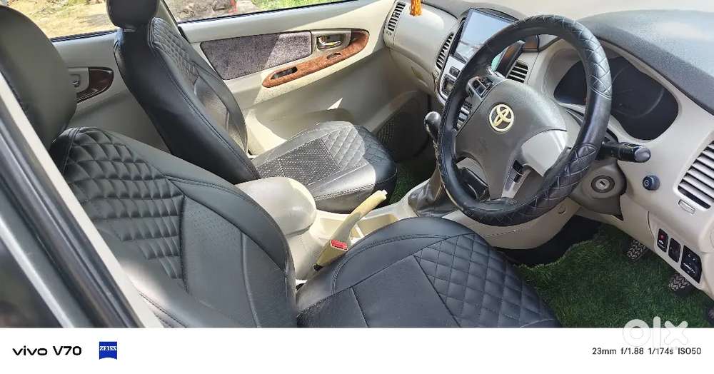 Toyota Innova 2.5 Vx 2013