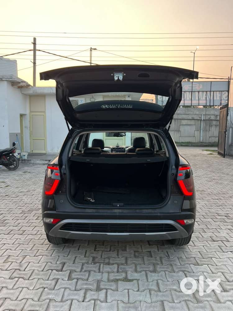 Hyundai Creta Sx (o) 1.5 Petrol Cvt, 2023, Petrol