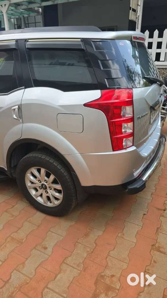 Mahindra Xuv500 2015 Diesel 165000 Km Driven