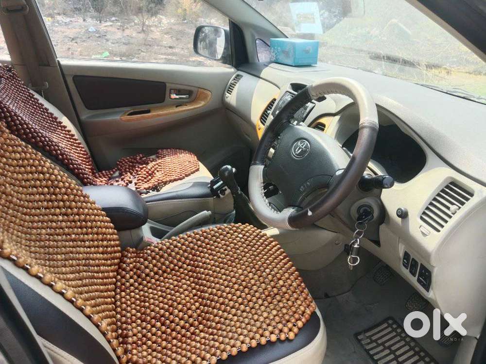 Toyota Innova 2.5 V 7 Str, 2009, Diesel