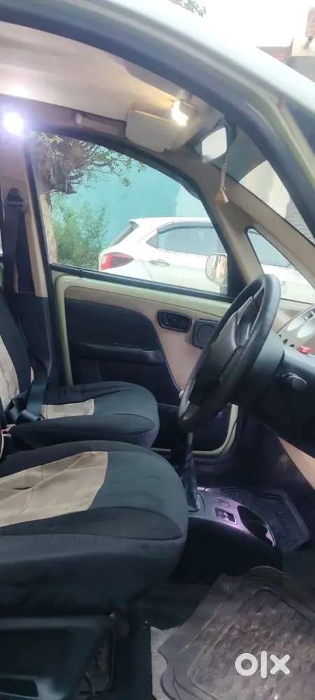 Tata Nano Petrol Model, 2012 Year