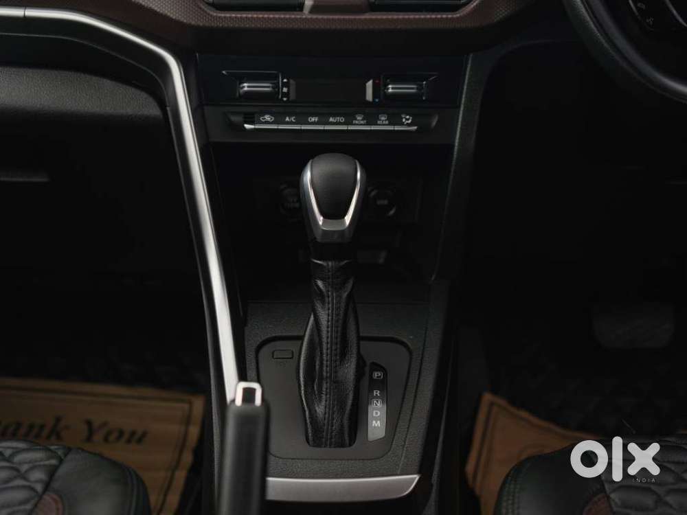 Maruti Suzuki Brezza 1.5 Zxi At Smart Hybrid, 2024, Petrol