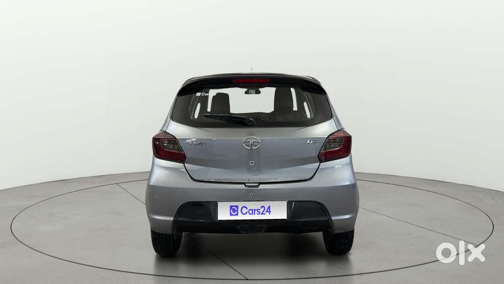 Tata Tigor Xza, 2018, Petrol