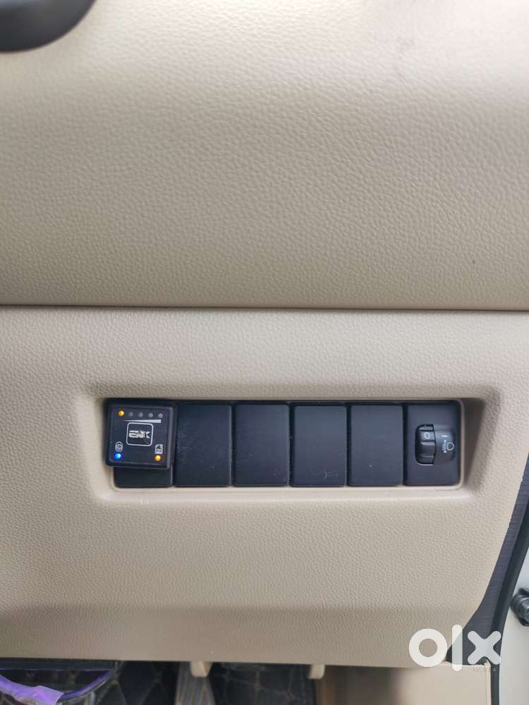 Maruti Suzuki Dzire 1.2 Vxi Amt, 2019, Cng & Hybrids