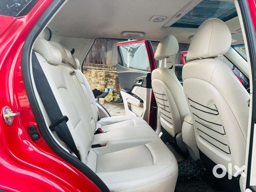 Mahindra Xuv300 W8 Option, 2023, Petrol