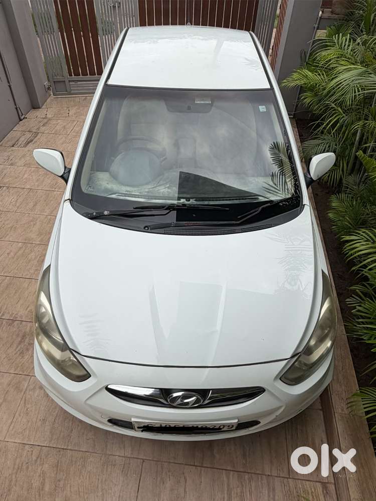 Hyundai Verna 2011 Petrol Single Owner, Excellent Condition, 0 Claim