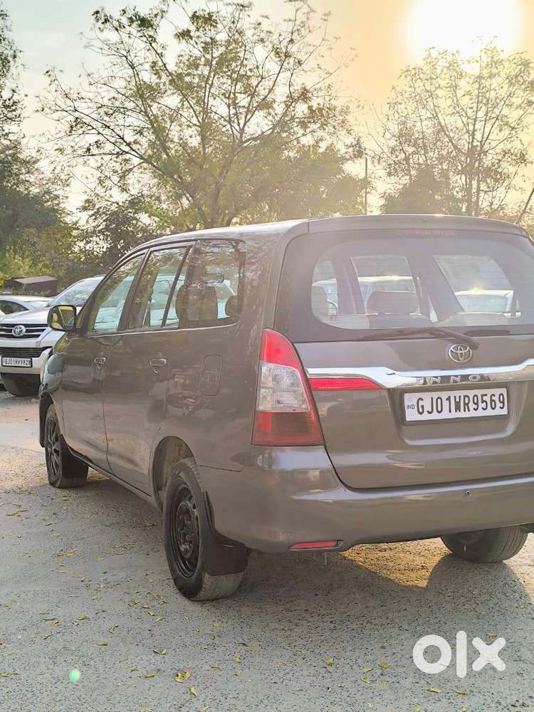 Toyota Innova 2.5 Vx 8 Str, 2010, Diesel