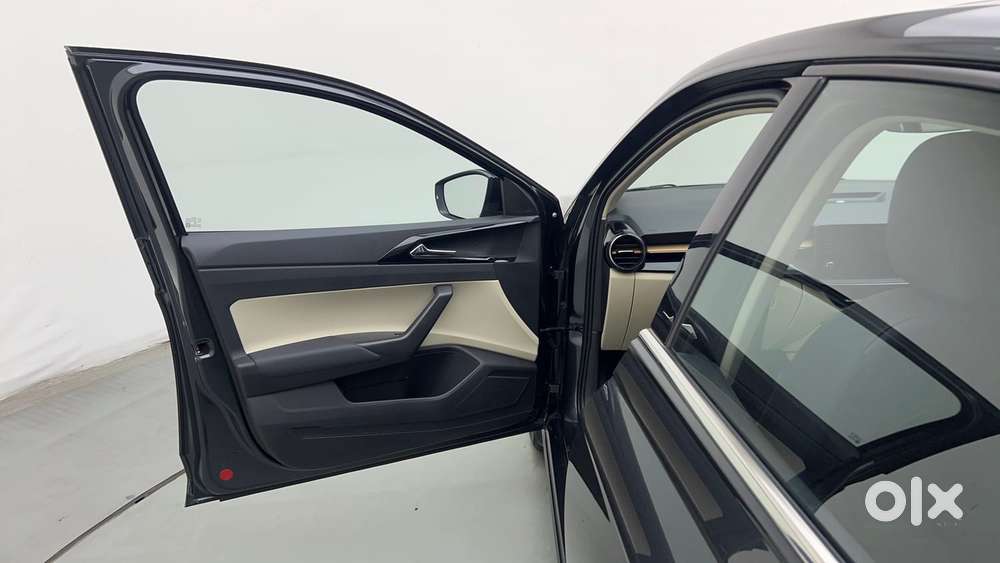 Skoda Slavia Style 1.5l Tsi Dsg, 2023, Petrol