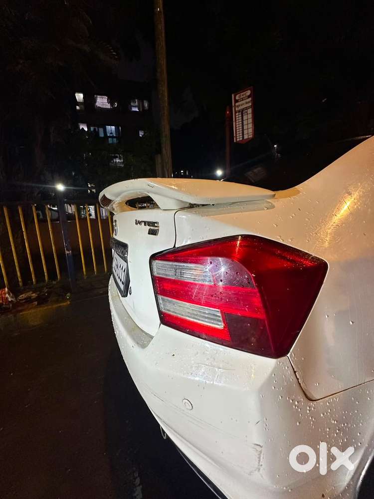 Honda City Hybrid 2013 Automatic  Sunroof