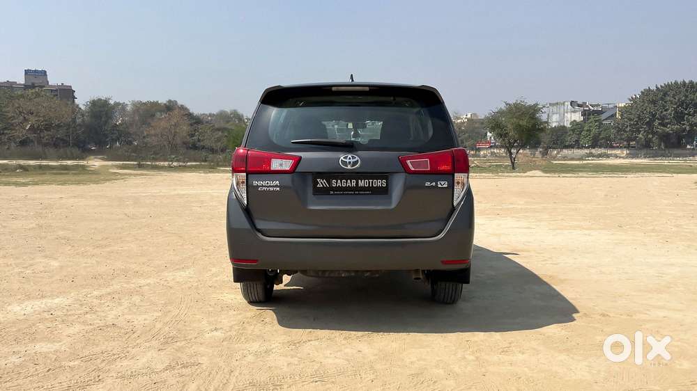Toyota Innova Crysta [2020-ongoing] 2.4 Vx 7 Str, 2021, Diesel