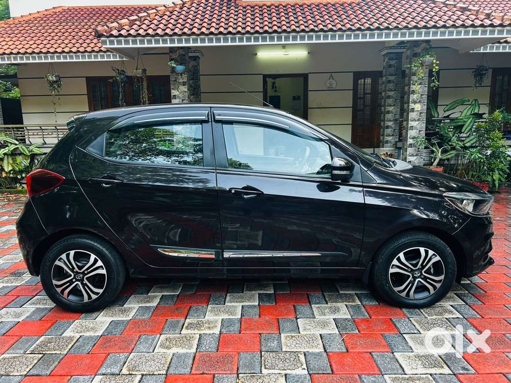 Tata Tiago Petrol 2023