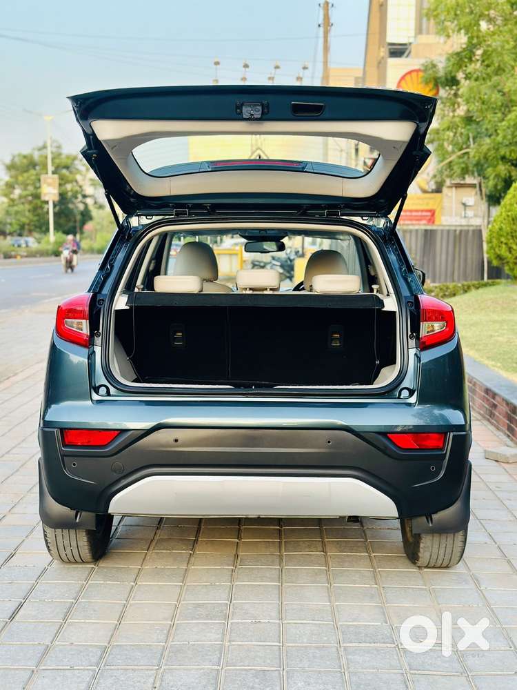 Mahindra Xuv300 W8 Diesel, 2021, Diesel