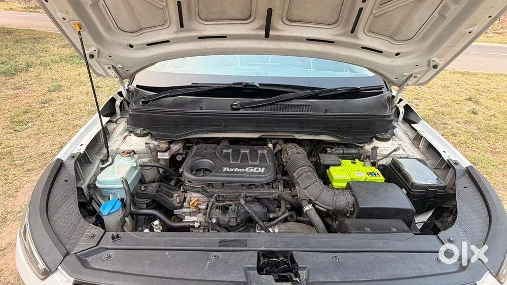 Hyundai Venue 2019 Petrol Well Maintained