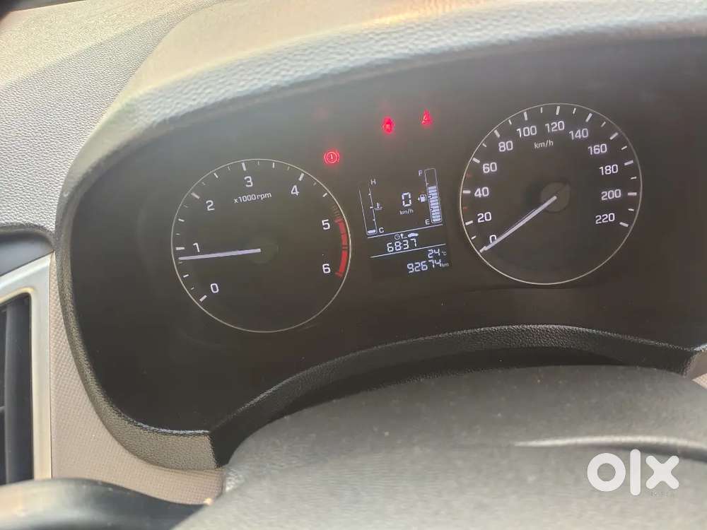 Hyundai Creta Facelift 2018 Diesel Tyre New ,battery New,drun New