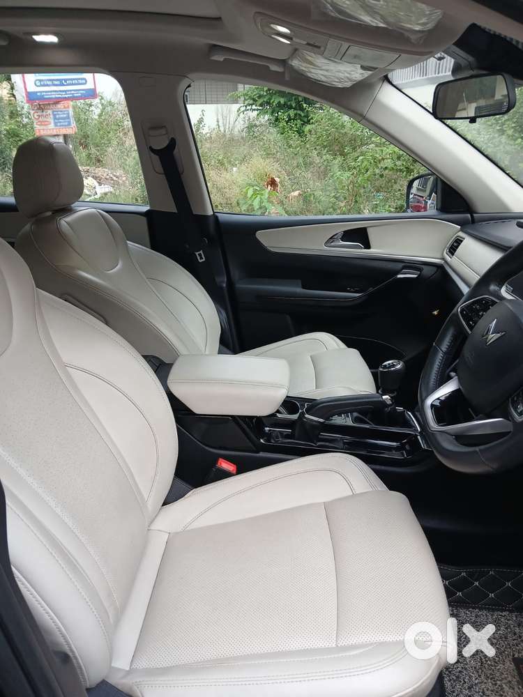 Mahindra Xuv700 2.2 Ax 7 Diesel Mt Str, 2022, Diesel