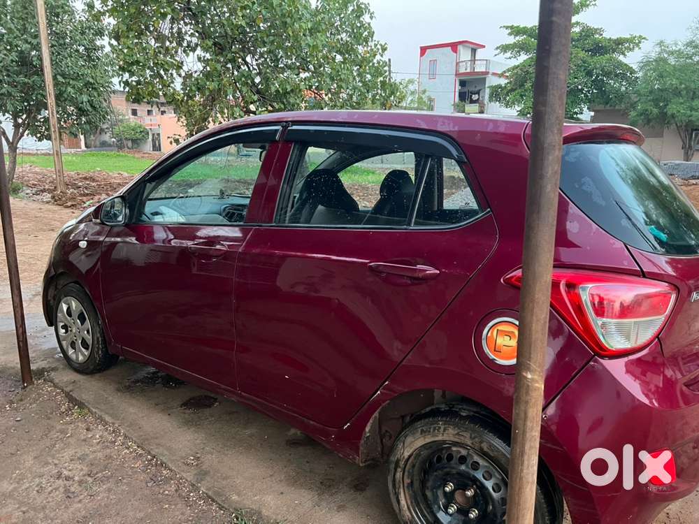 Hyundai Grand I10 Petrol 2015