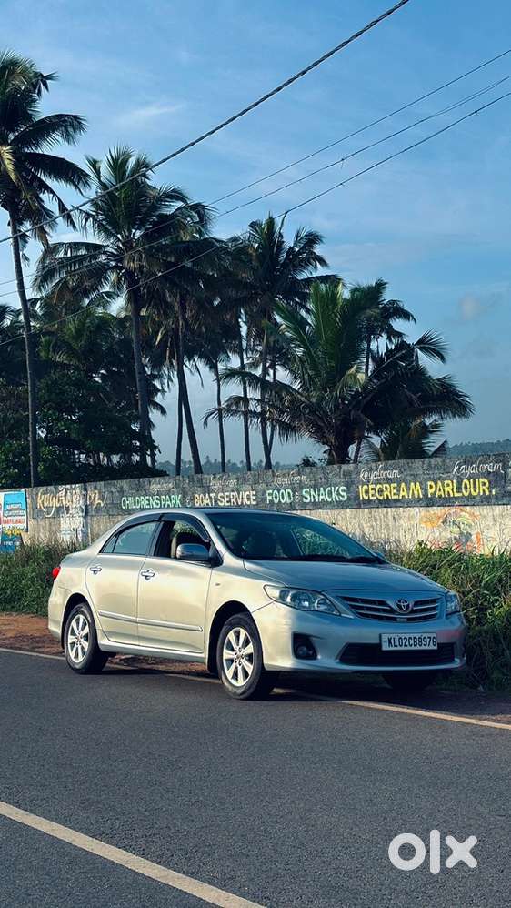 Toyota Corolla Altis 2012