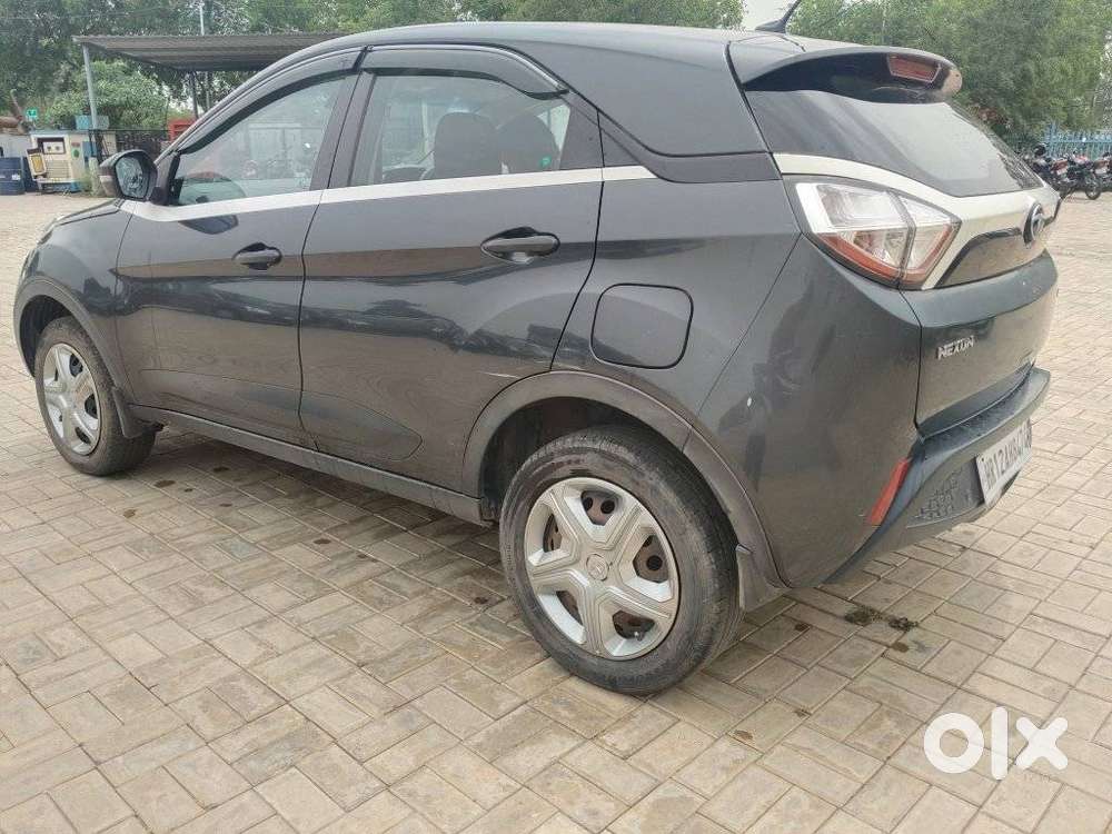 Tata Nexon 1.2 Revotron Xm, 2018, Petrol