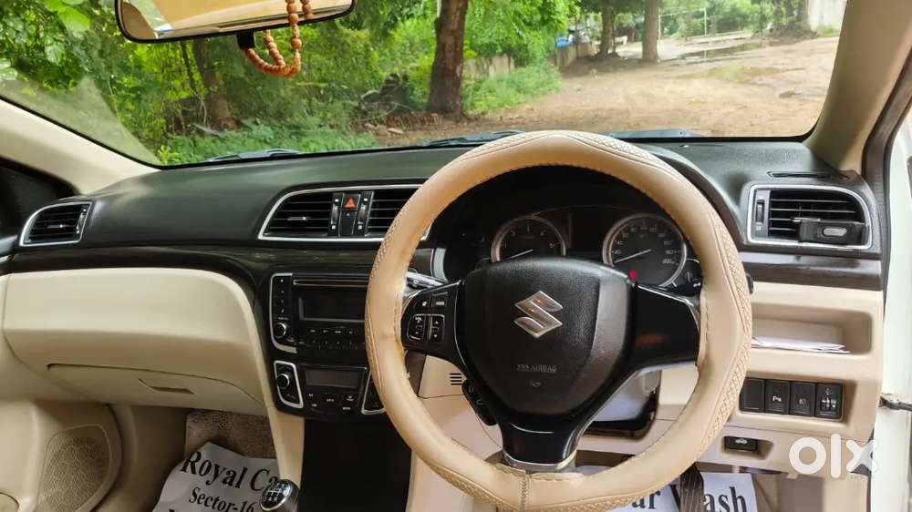 Maruti Suzuki Ciaz 2015 Diesel Well Maintained.