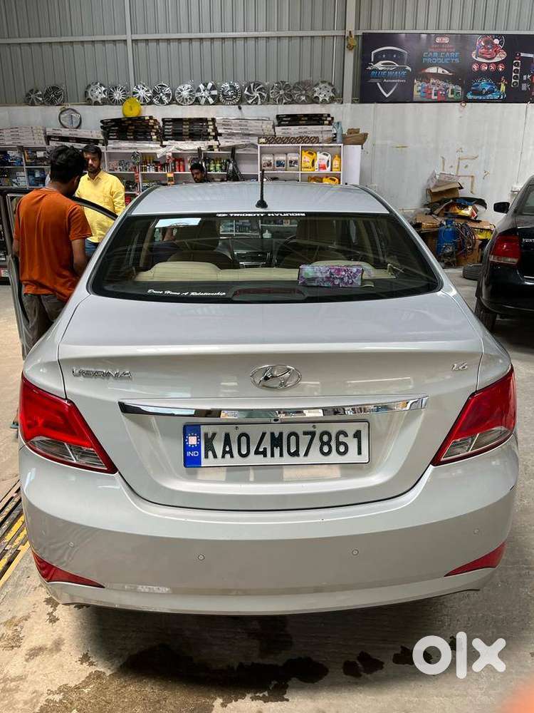 Hyundai Verna 2015 Petrol 90000 Km Driven