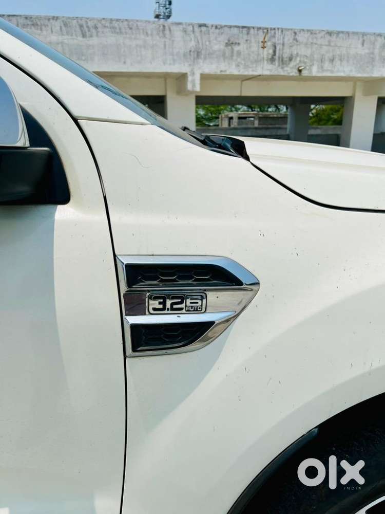 Ford Endeavour 3.2 Titanium Plus