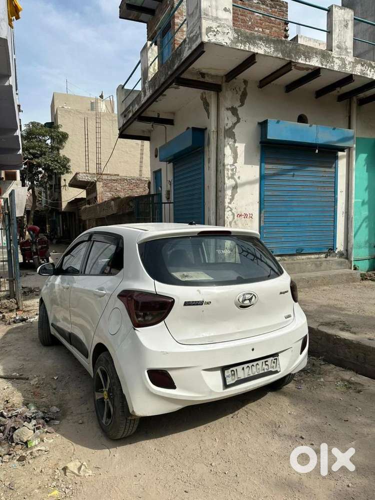 Hyundai Petrol Manual 2016