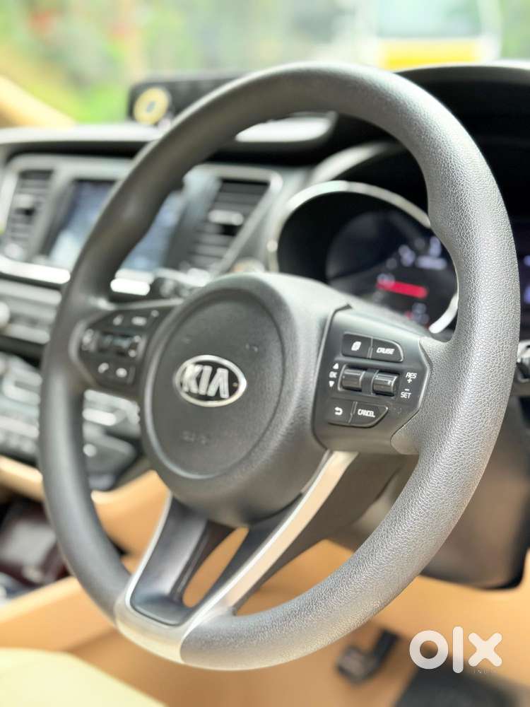 Kia Carnival Prestige, 2020, Diesel