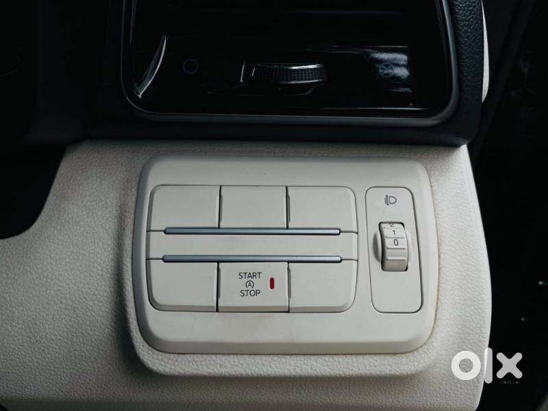 Mahindra Xuv300 W8 Diesel, 2024, Diesel