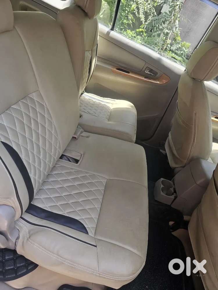 Toyota Innova 2010 Diesel 106000 Km Driven
