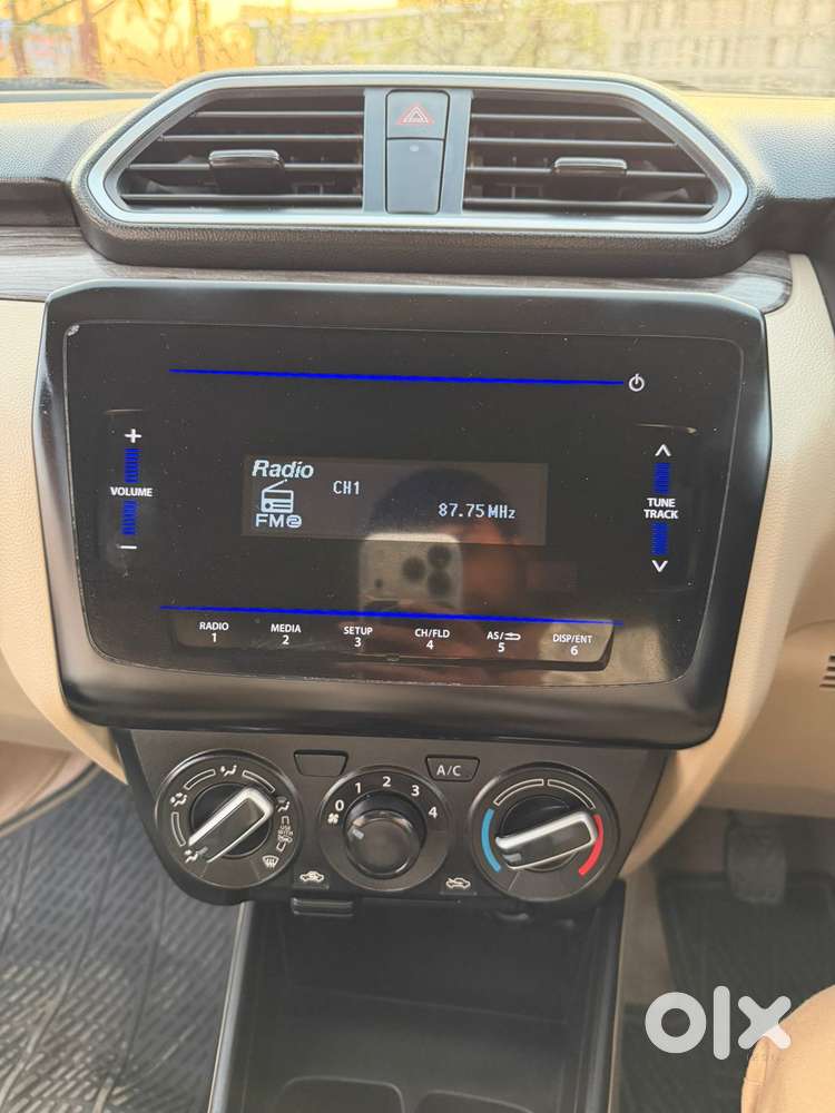 Maruti Suzuki Dzire 1.2 Vxi, 2023, Petrol