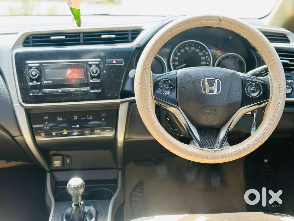 Honda City I-vtec Sv, 2017, Petrol