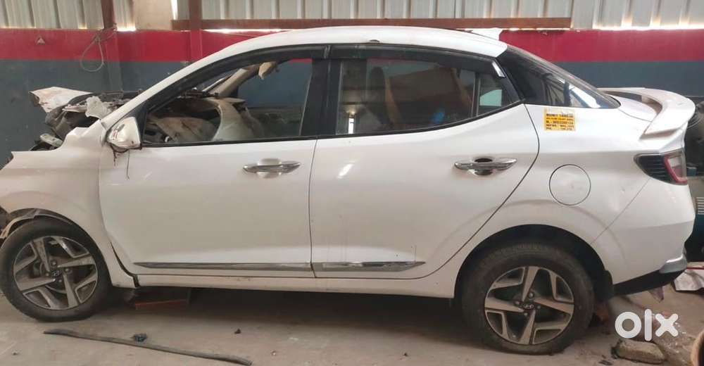 Hyundai Aura Manual 2024( Disposal Car )