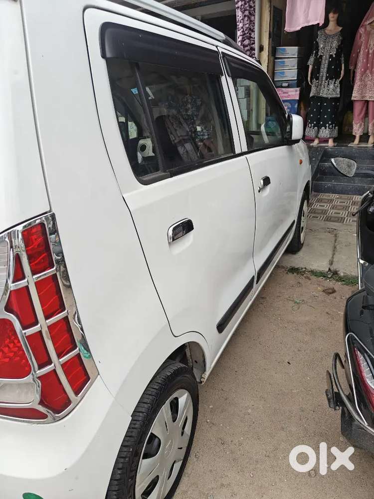 Wagon R Vxi Brad New Condition Lene Wale Hi Msg Kare