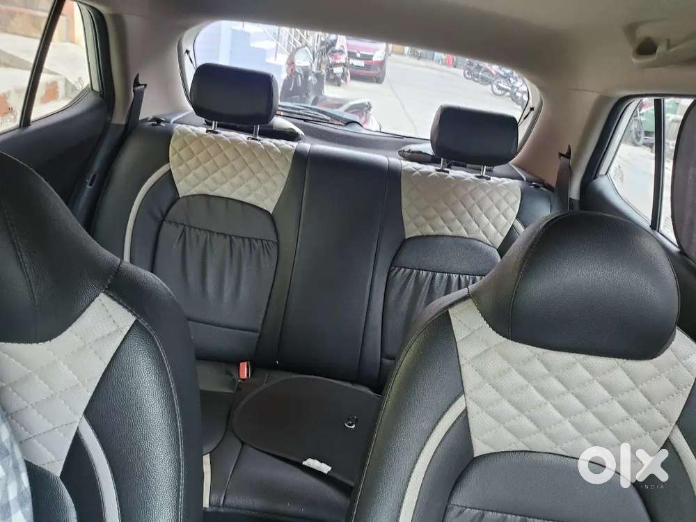 Hyundai Grand I10 2017 Top Variant Well Maintained & Driven Less