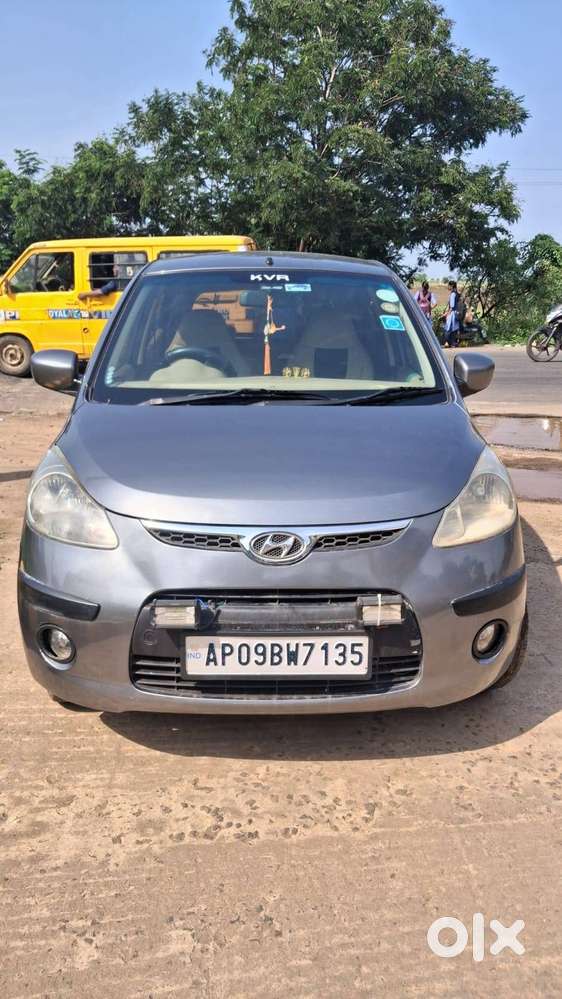 Hyundai I10 Sportz 2011