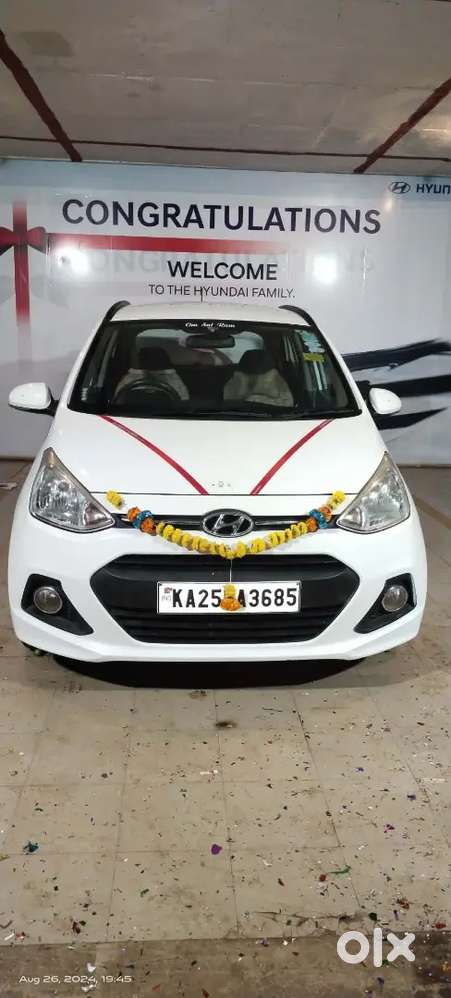 Spinny Cars 27 Stat Away Hyundai Grand I10 2014 Diesel Well Maintaince