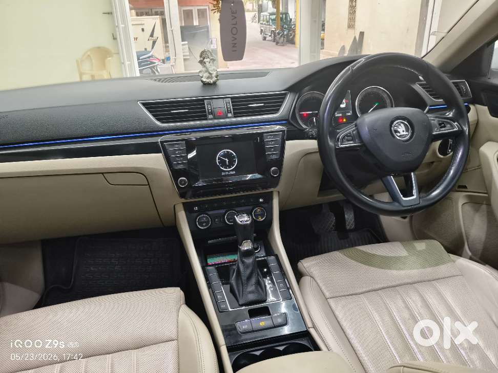 Skoda Superb L&k 2.0 Tdi At, 2016, Diesel
