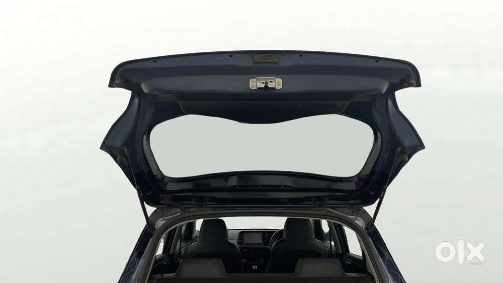 Hyundai Grand I10 Nios Sportz 1.2 Kappa Vtvt Dual Tone, 2019, Petrol