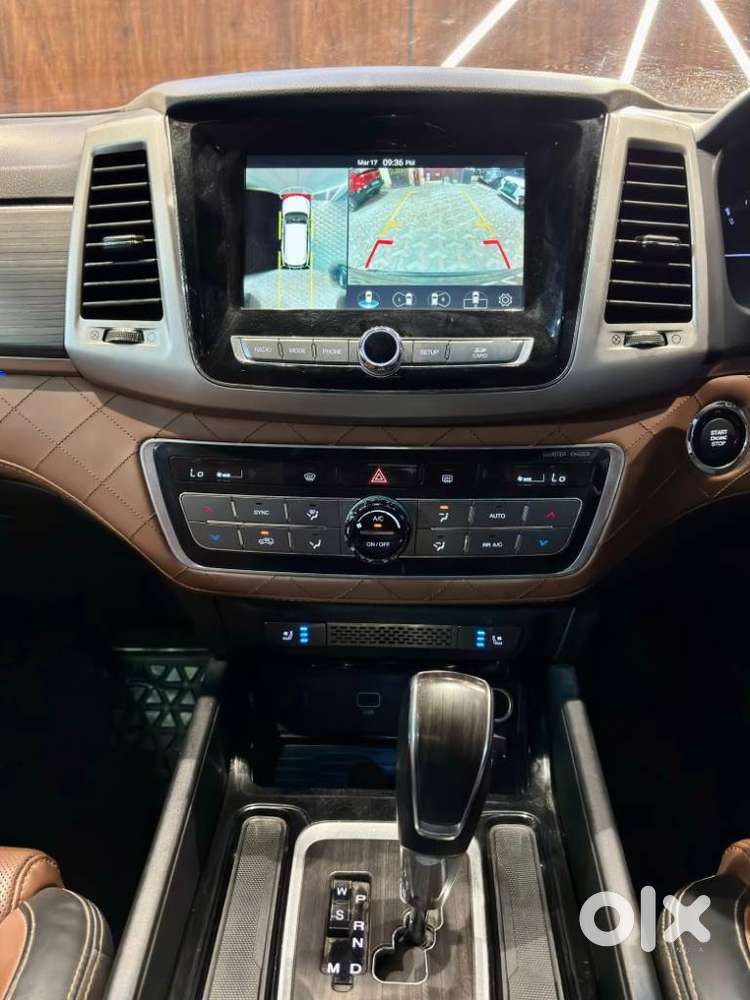 Mahindra Alturas G4 4wd At, 2019, Diesel