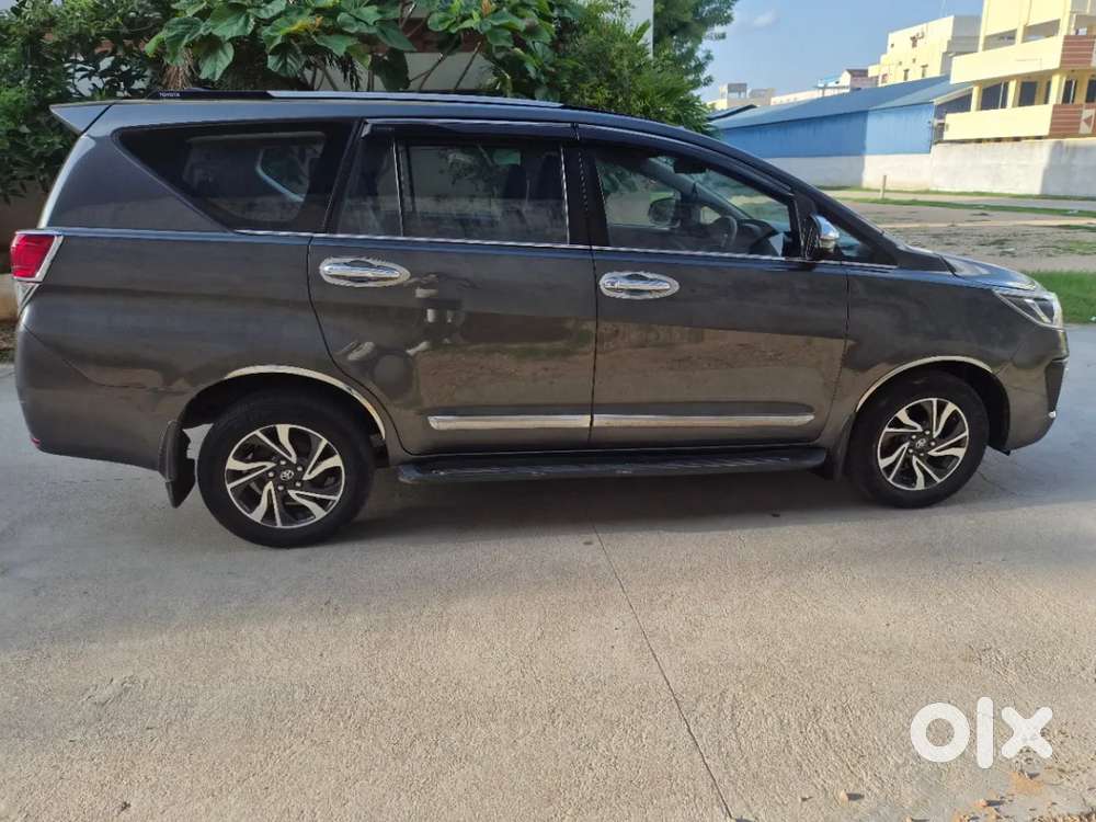 Toyota Innova Crysta [2020-ongoing] 2.4 Gx 8 Str, 2021, Diesel