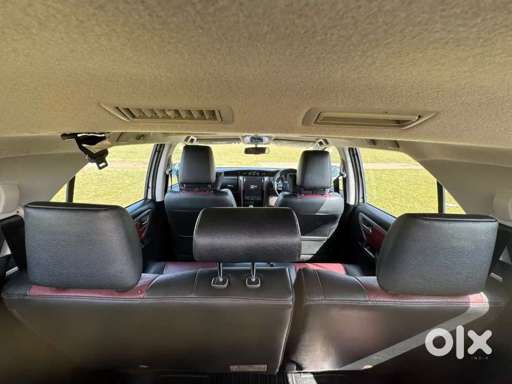 Toyota Fortuner Legender Plus