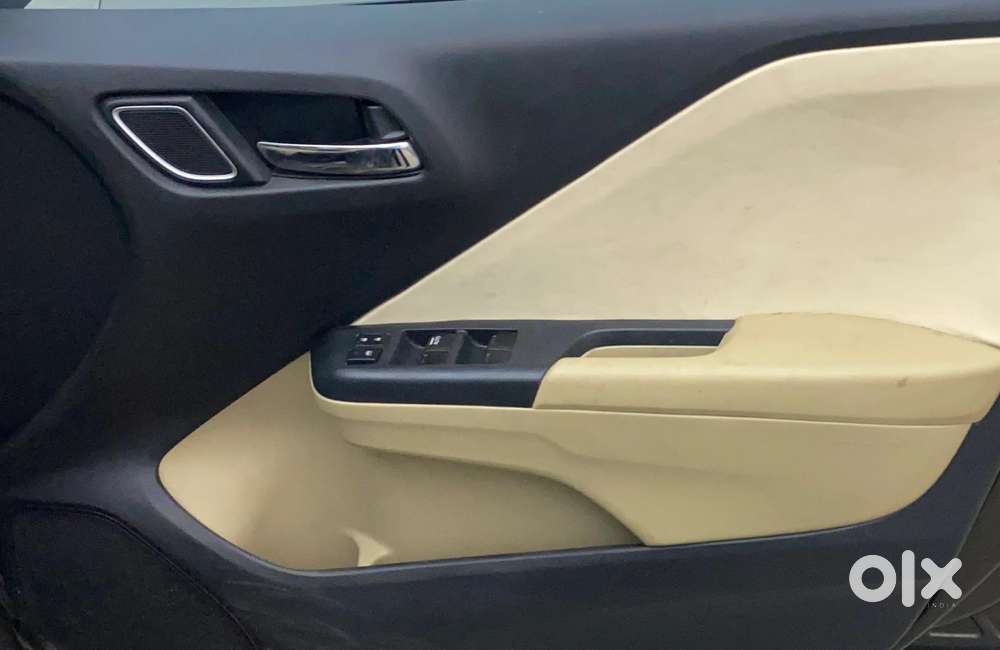 Honda City I-vtec Cvt V, 2017, Petrol