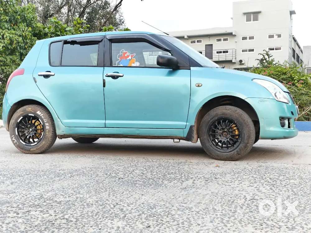 Maruti Suzuki Swift 2008 Petrol 98000 Km Driven