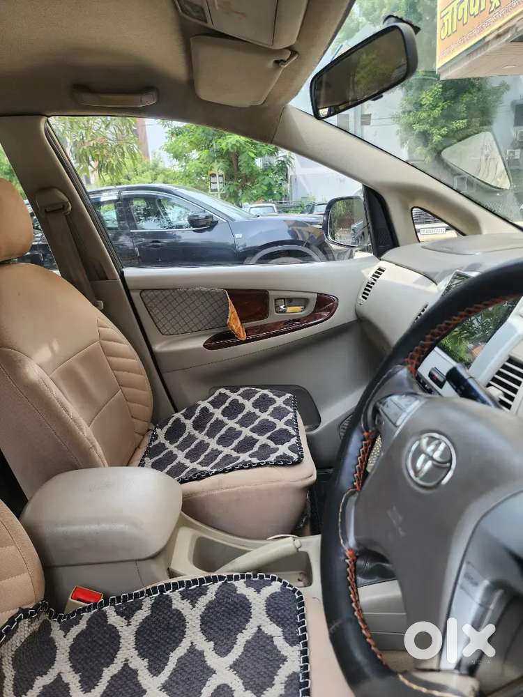 Toyota Innova Diesel Manual 2012 Year