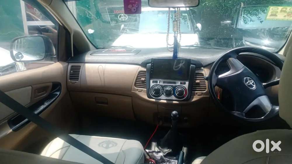 Toyota Innova 2.5 2015