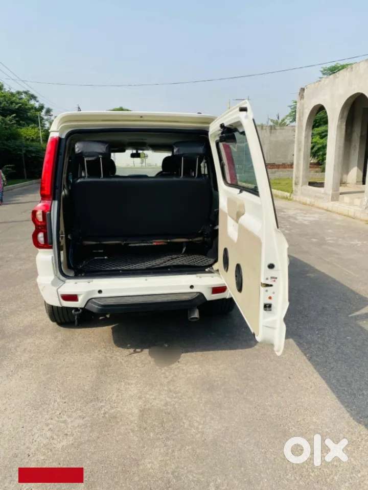 Mahindra Scorpio Classic, 2023, Diesel